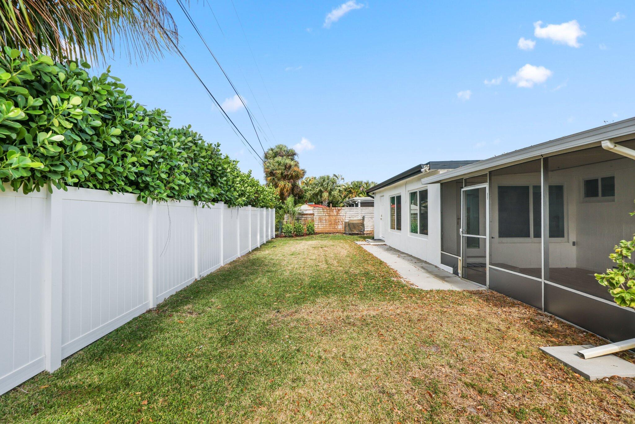 1510 Kingsley Road Jupiter, FL 33469 - Photo 45 of 53 1510 Kingsley Road - 45.jpg-SMALL