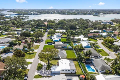 $668,000 | 1510 Kingsley Road, Jupiter, FL 33469