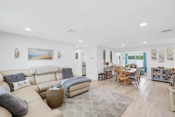 $640,800 | 1510 Kingsley Road, Jupiter, FL 33469