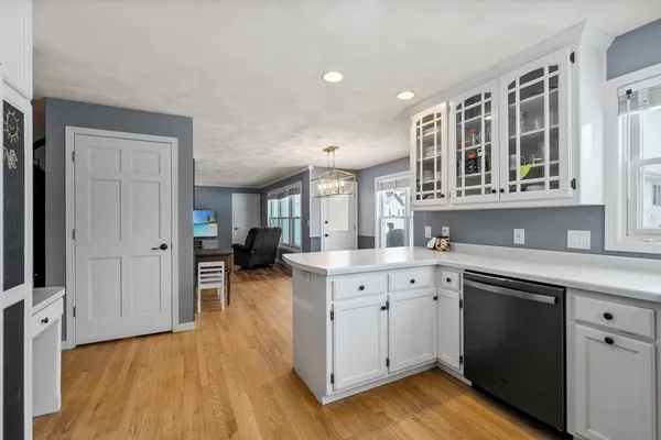 $439,900 | 4401 North Haymeadow Avenue, Appleton, WI 54913