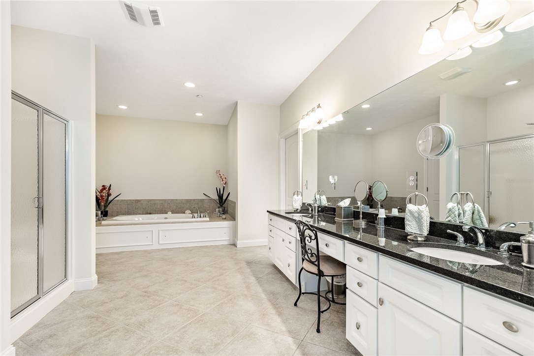 194 Touisset Road Warren, RI 02885 - Photo 34 of 40