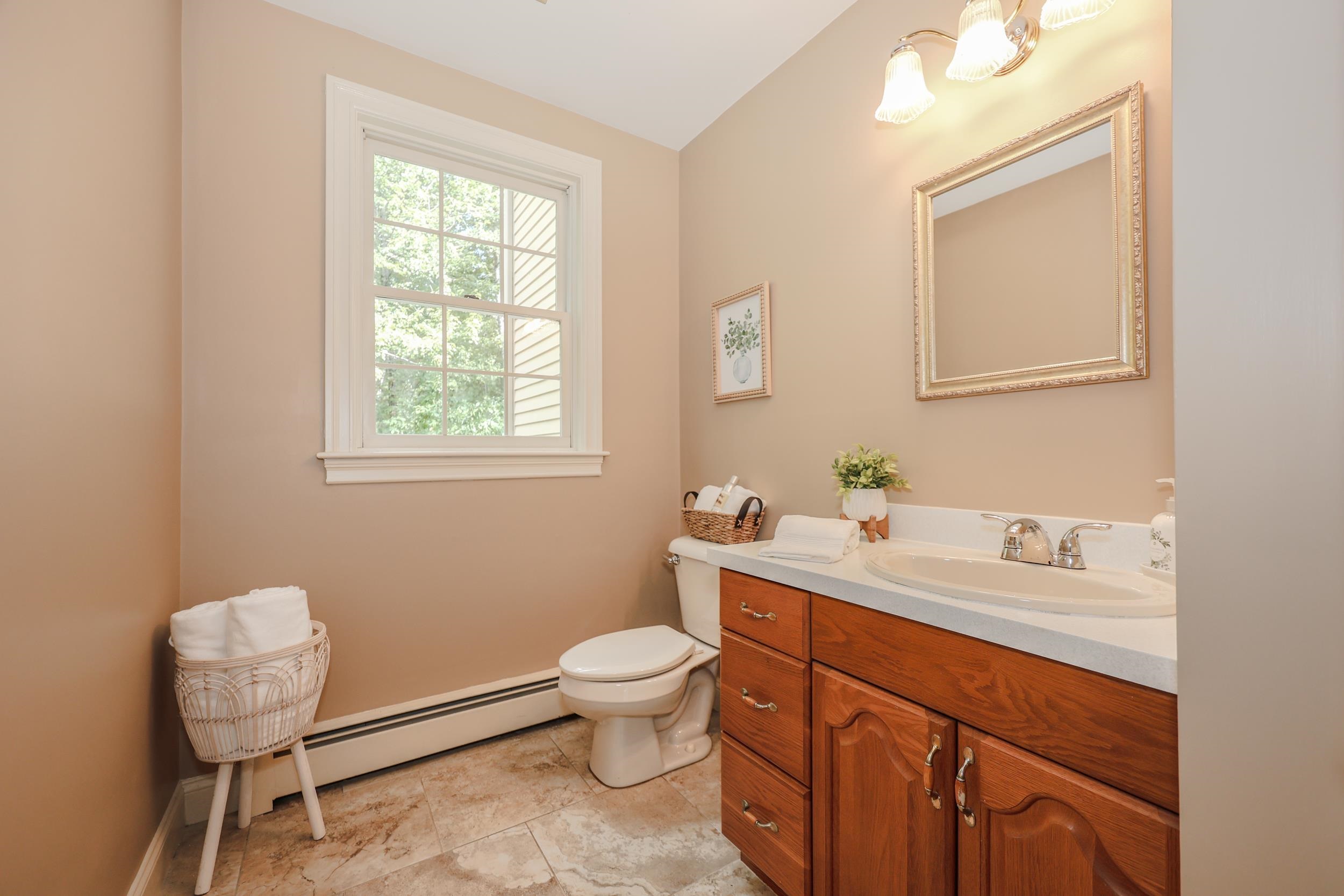 18 Nottingham Road Windham, NH 03087 - Photo 29 of 56