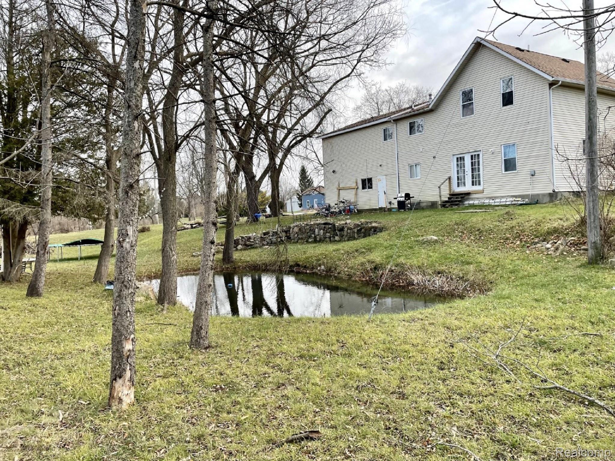6755 Sheridan Line Road Lexington, MI 48450 - Photo 2 of 25 thumbnail_IMG_2437.jpg