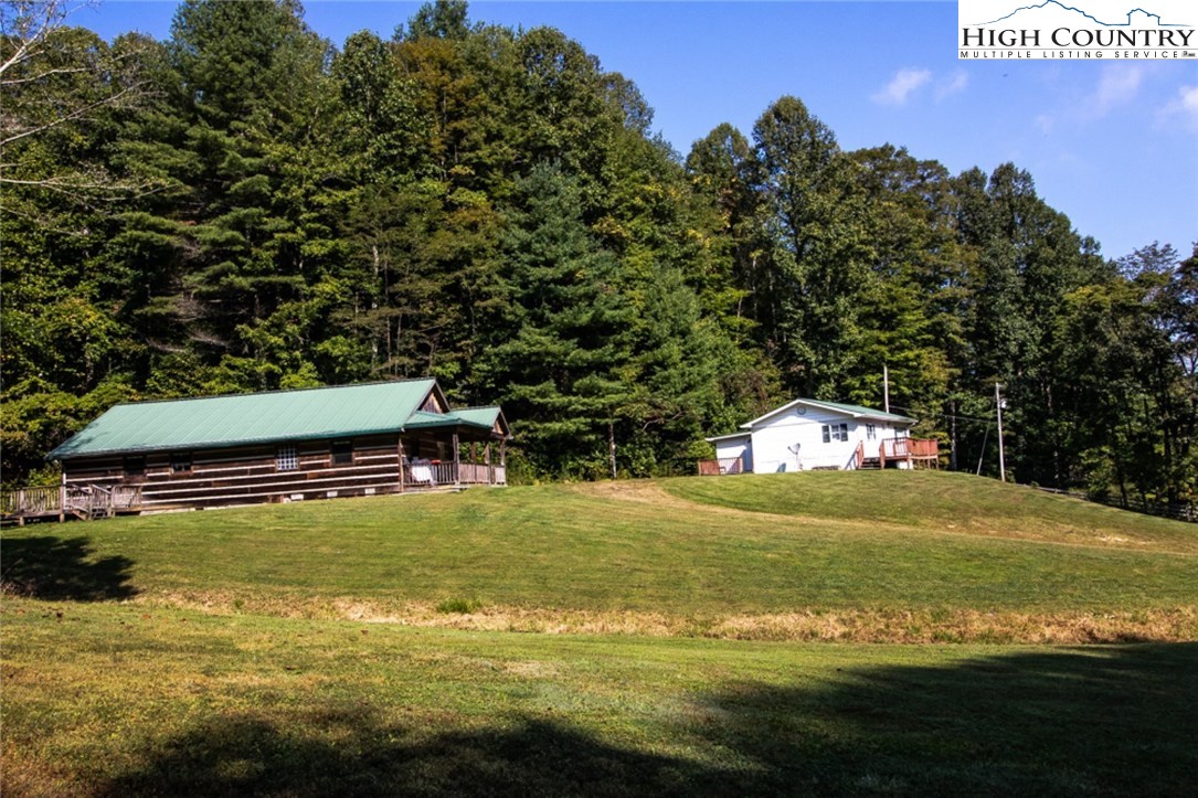 2266 Hubert Taylor Road Mountain City, TN 37683 - Photo 2 of 38 Gallery Image 2