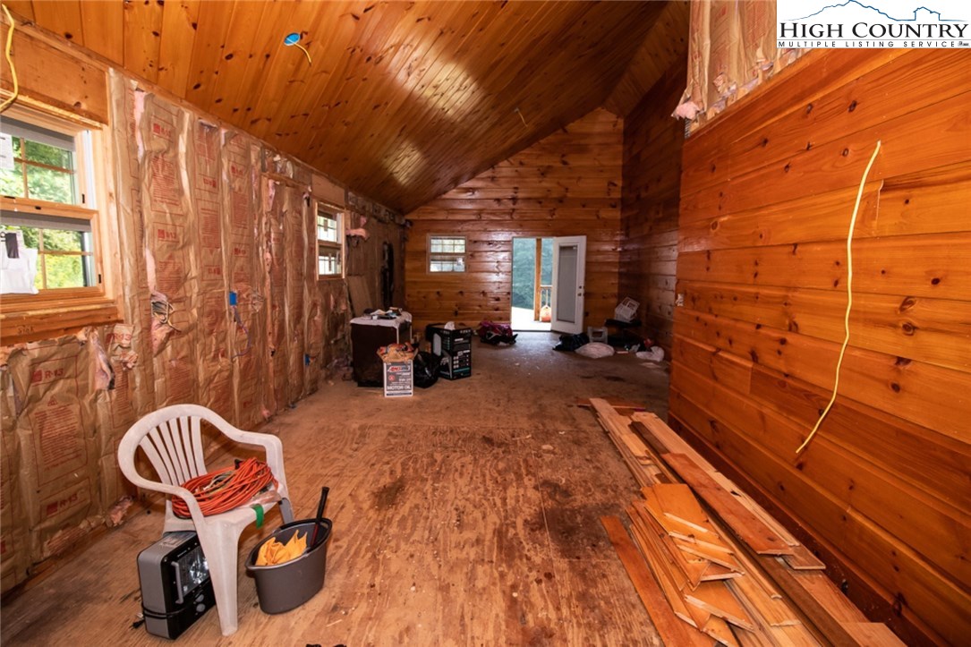 2266 Hubert Taylor Road Mountain City, TN 37683 - Photo 24 of 38 Gallery Image 24