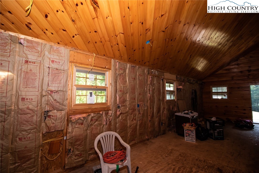 2266 Hubert Taylor Road Mountain City, TN 37683 - Photo 25 of 38 Gallery Image 25