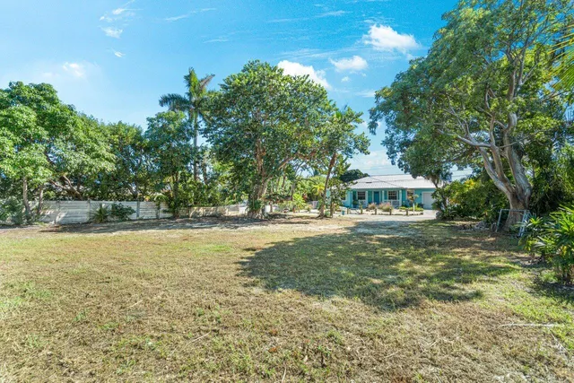 $1,050,000 | 818 Chukker Road, Delray Beach, FL 33483