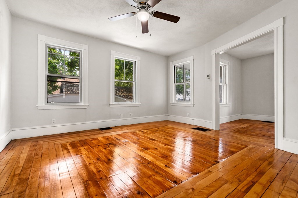 16 Lake Shore Road Lynn, MA 01904 - Photo 14 of 39 Gallery Image 14
