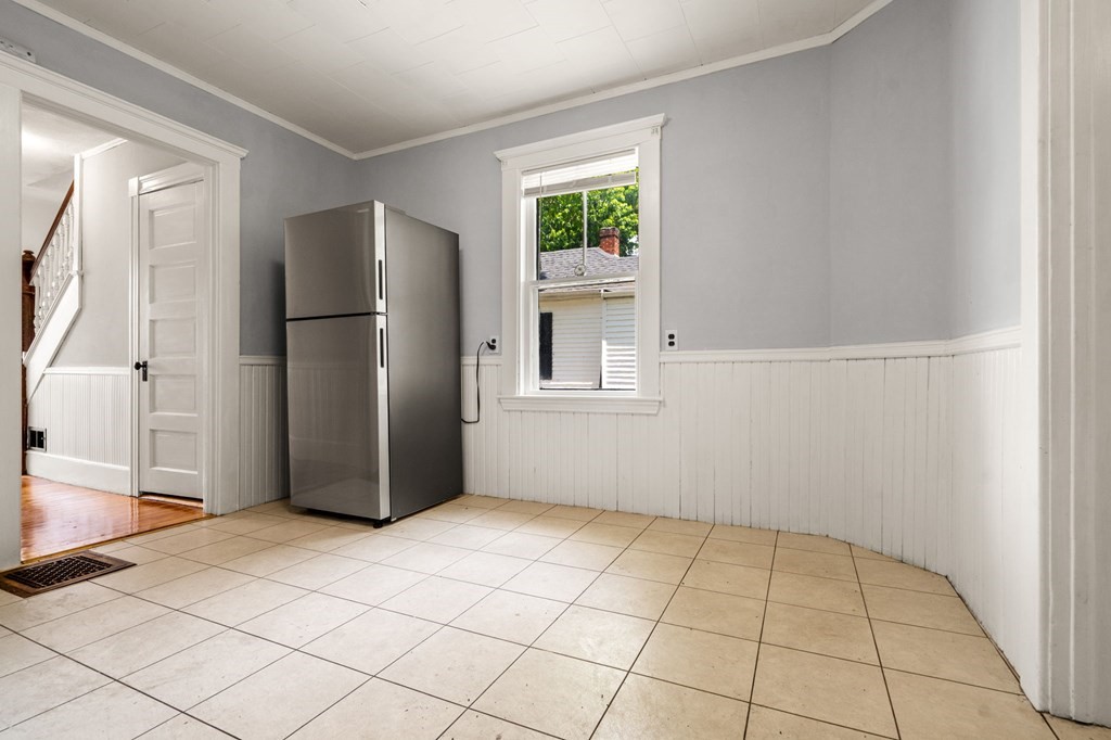 16 Lake Shore Road Lynn, MA 01904 - Photo 16 of 39 Gallery Image 16