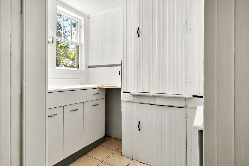 16 Lake Shore Road Lynn, MA 01904 - Photo 19 of 39 Gallery Image 19