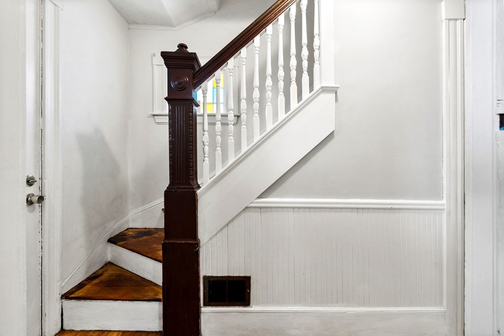 16 Lake Shore Road Lynn, MA 01904 - Photo 22 of 39 Gallery Image 22