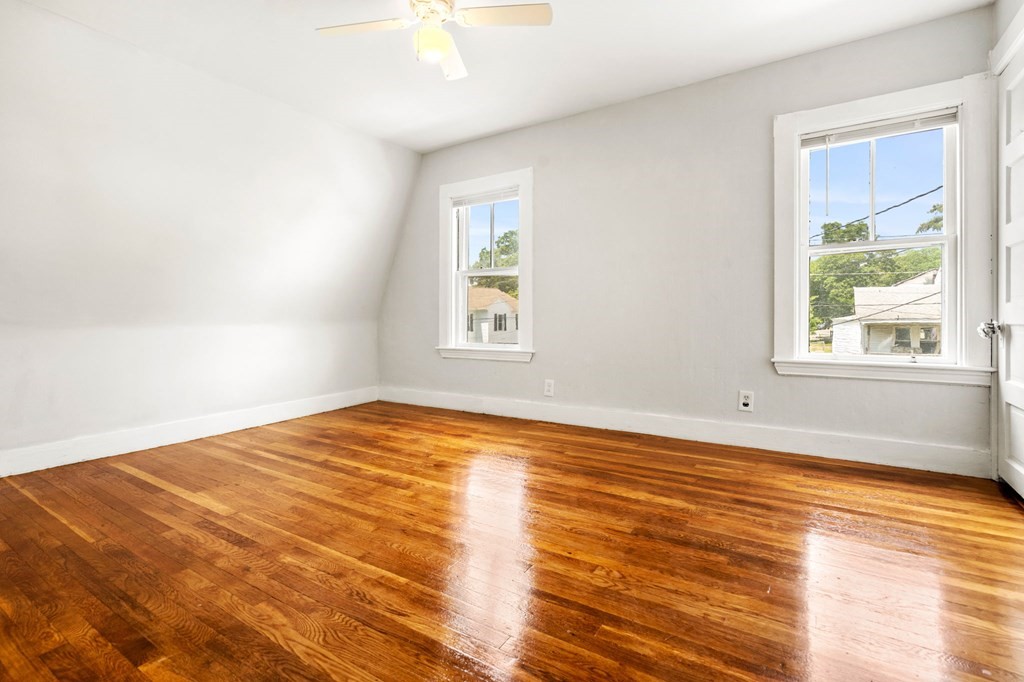 16 Lake Shore Road Lynn, MA 01904 - Photo 24 of 39 Gallery Image 24