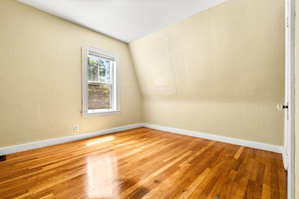 16 Lake Shore Road Lynn, MA 01904 - Photo 25 of 39 Gallery Image 25