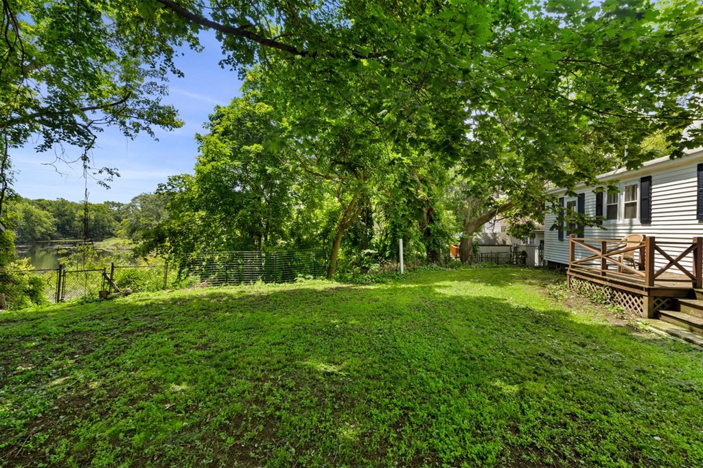 16 Lake Shore Road Lynn, MA 01904 - Photo 29 of 39 Gallery Image 29
