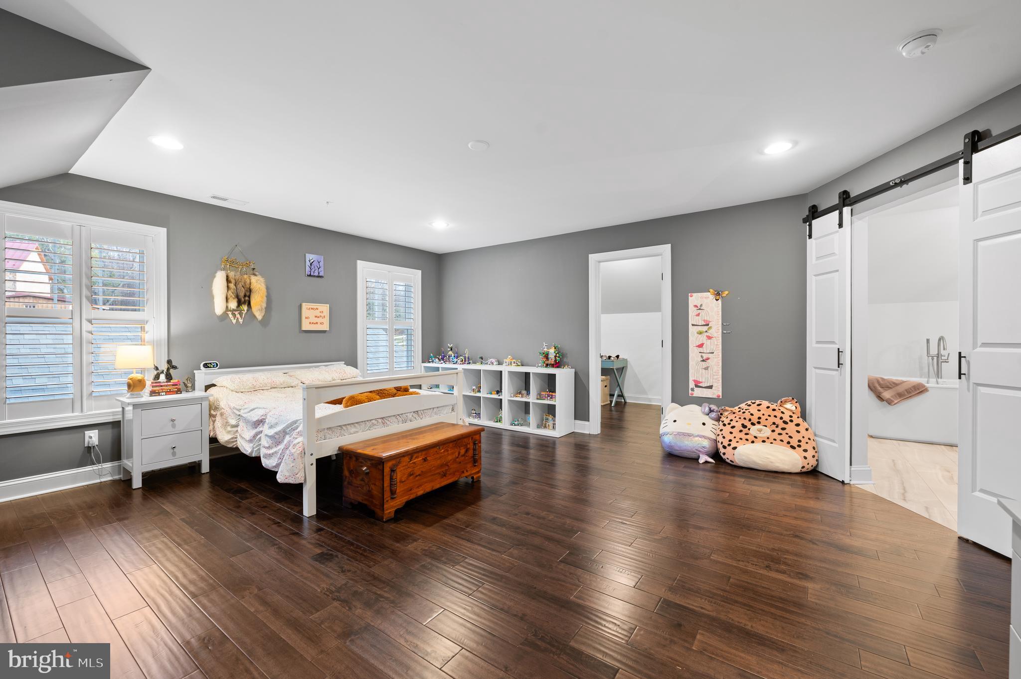 2700 Flowing Springs Road Spring City, PA 19475 - Photo 26 of 44 Generous size, walk-in closet with custom shelving