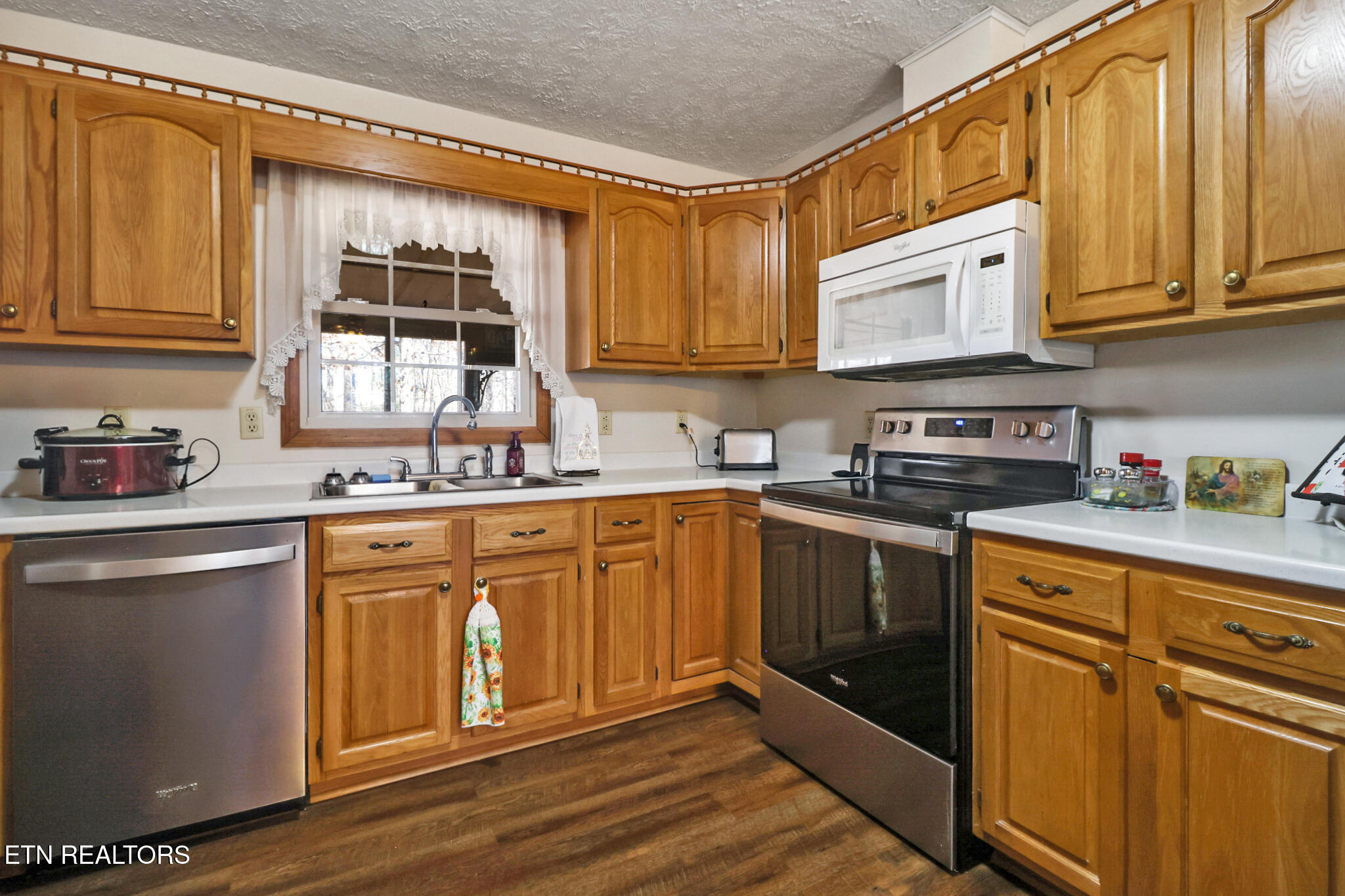 267 Eli Ford Road Crossville, TN 38571 - Photo 11 of 56 if1a2202-if1a2206