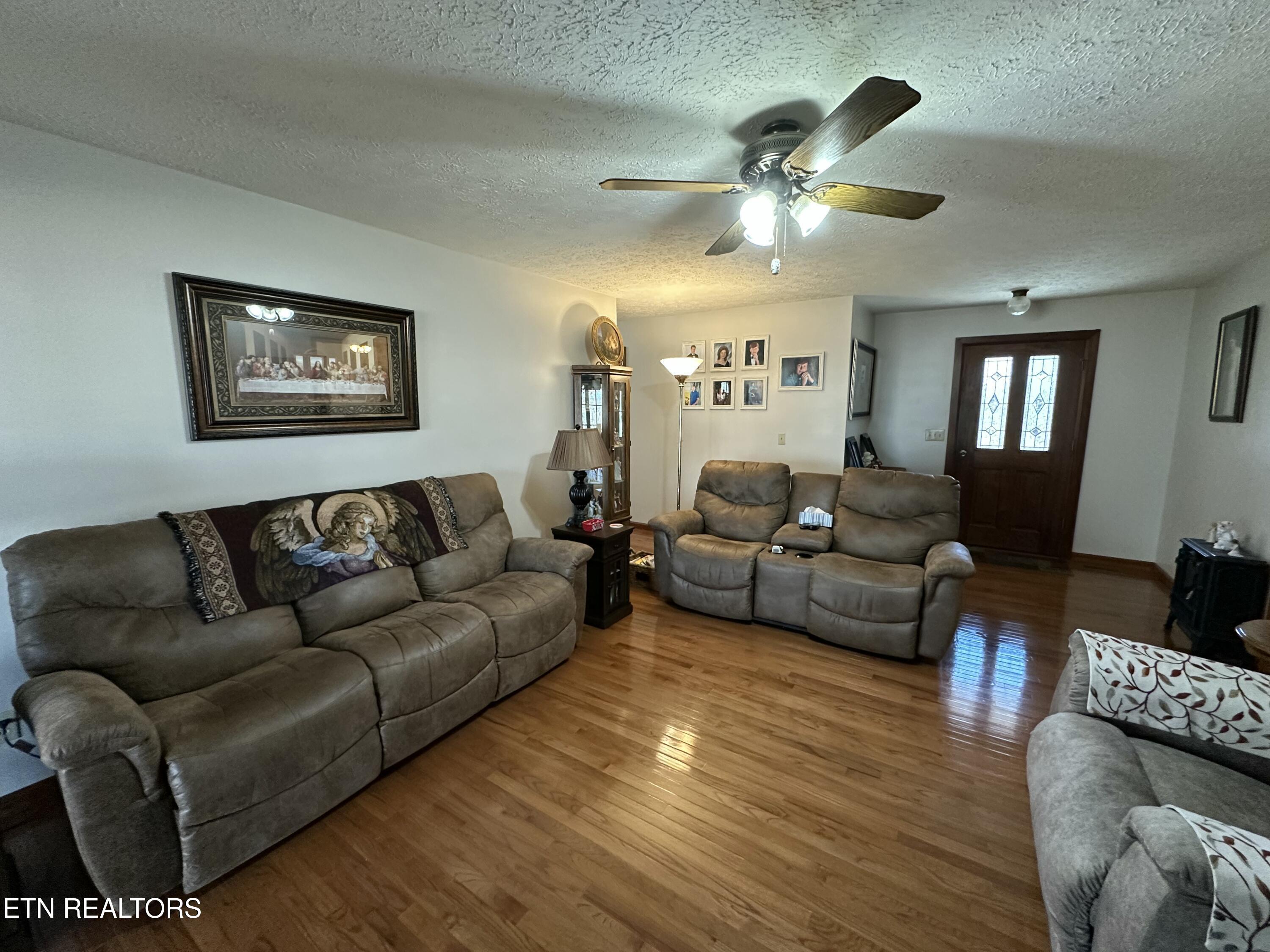 267 Eli Ford Road Crossville, TN 38571 - Photo 5 of 56 IMG_0757