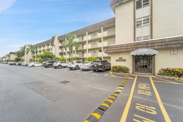 $2,500 | 6200 Northwest 44th Street, Unit 106, Lauderhill, FL 33319