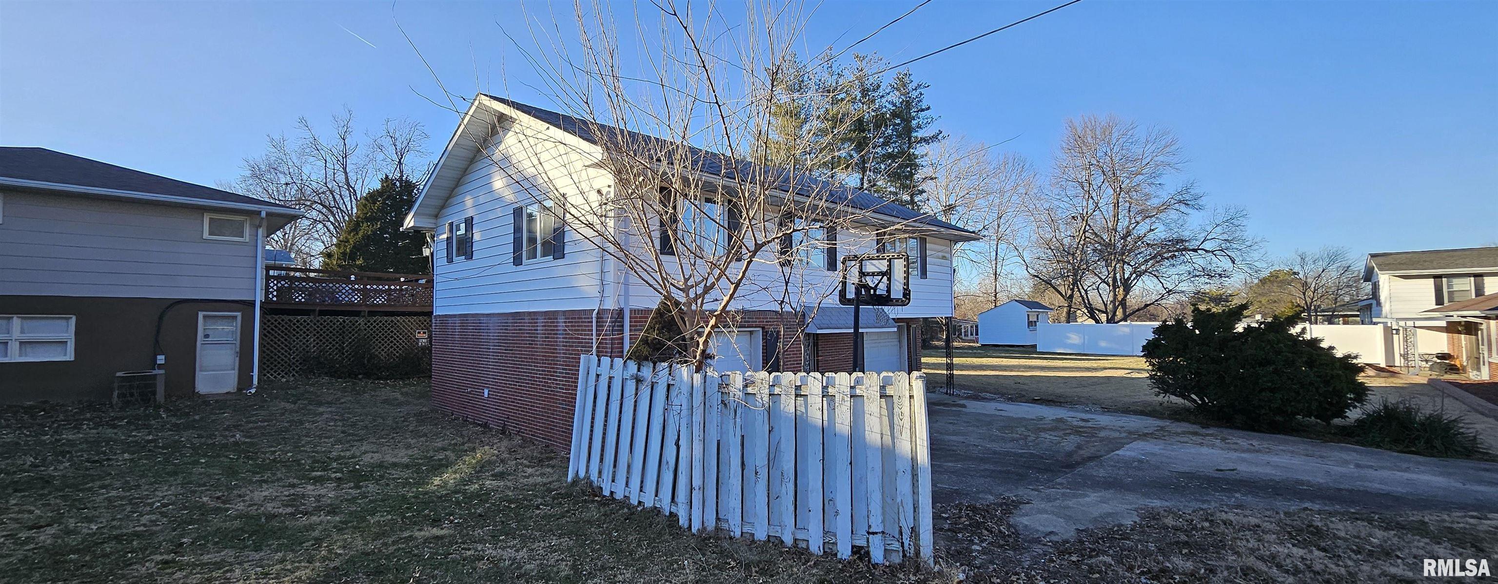 603 West Spring Street Anna, IL 62906 - Photo 3 of 15 Gallery Image 3