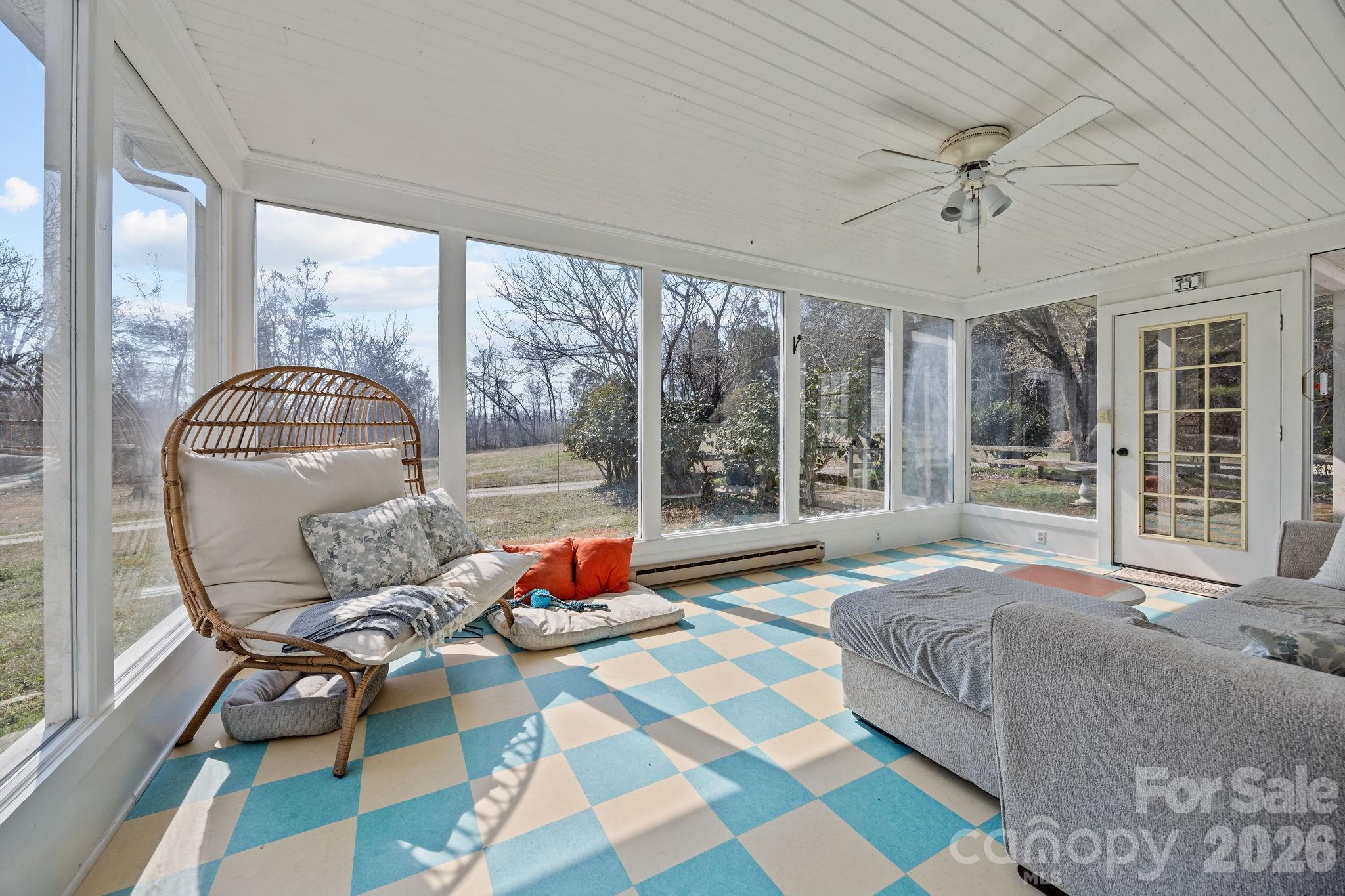 1352 City Lake Road Lexington, NC 27295 - Photo 20 of 36 a living room with furniture and a large window