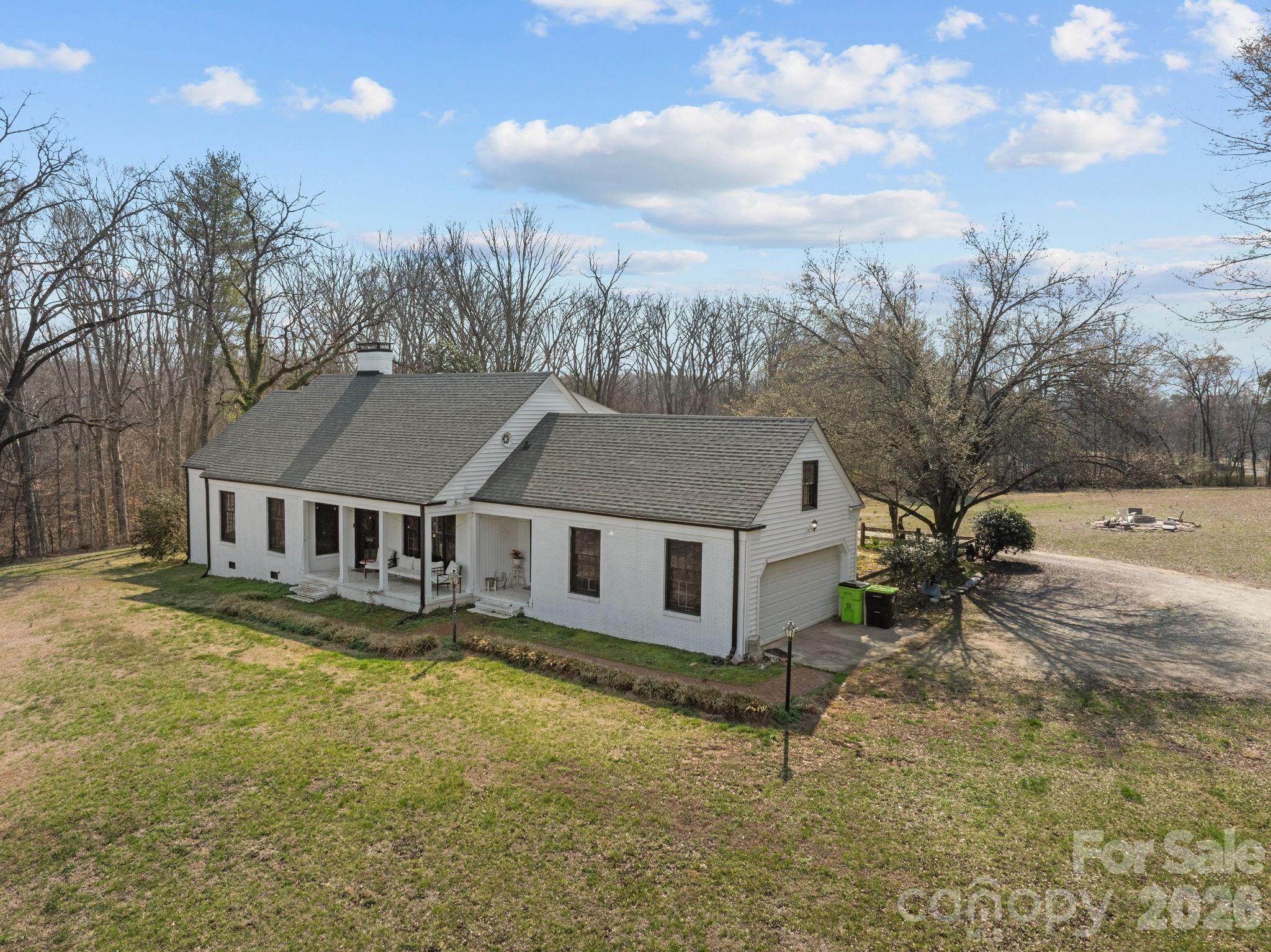 1352 City Lake Road Lexington, NC 27295 - Photo 34 of 36 front view of a house with a yard