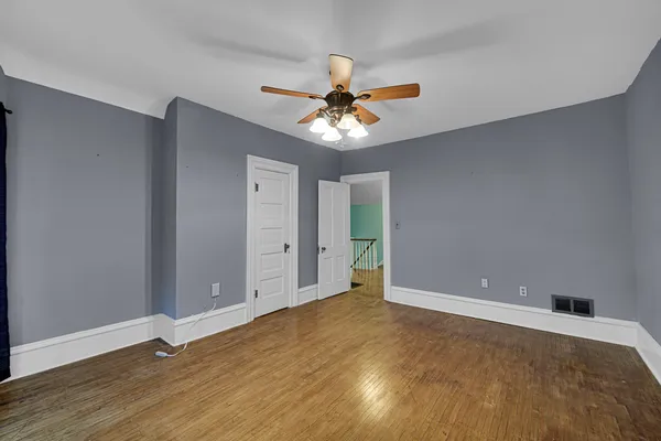 $299,000 | 268 Seneca Street, Elgin, IL 60120