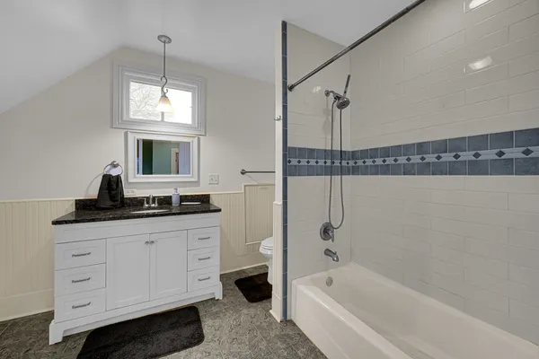 $299,000 | 268 Seneca Street, Elgin, IL 60120
