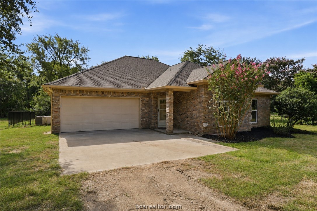 5810 Dilly Shaw Tap Road Bryan, TX 77808 - Photo 3 of 19 Gallery Image 3
