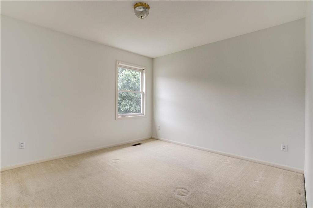 6001 Hallet Street Shawnee, KS 66216 - Photo 25 of 36