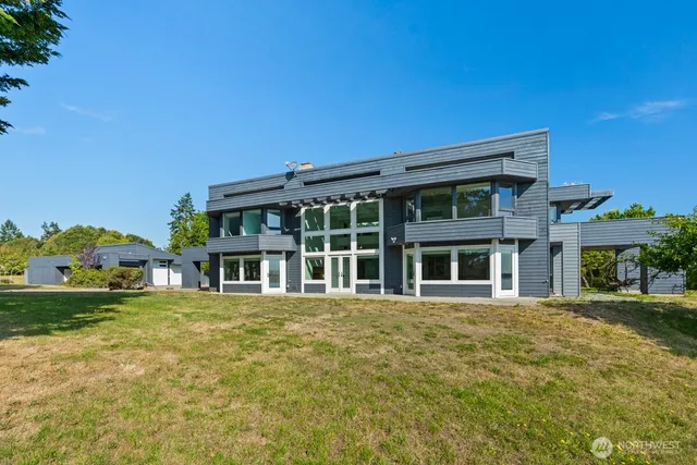 $2,988,880 | 111 Baker Lane, Friday Harbor, WA 98250