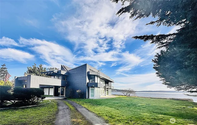 $2,988,880 | 111 Baker Lane, Friday Harbor, WA 98250
