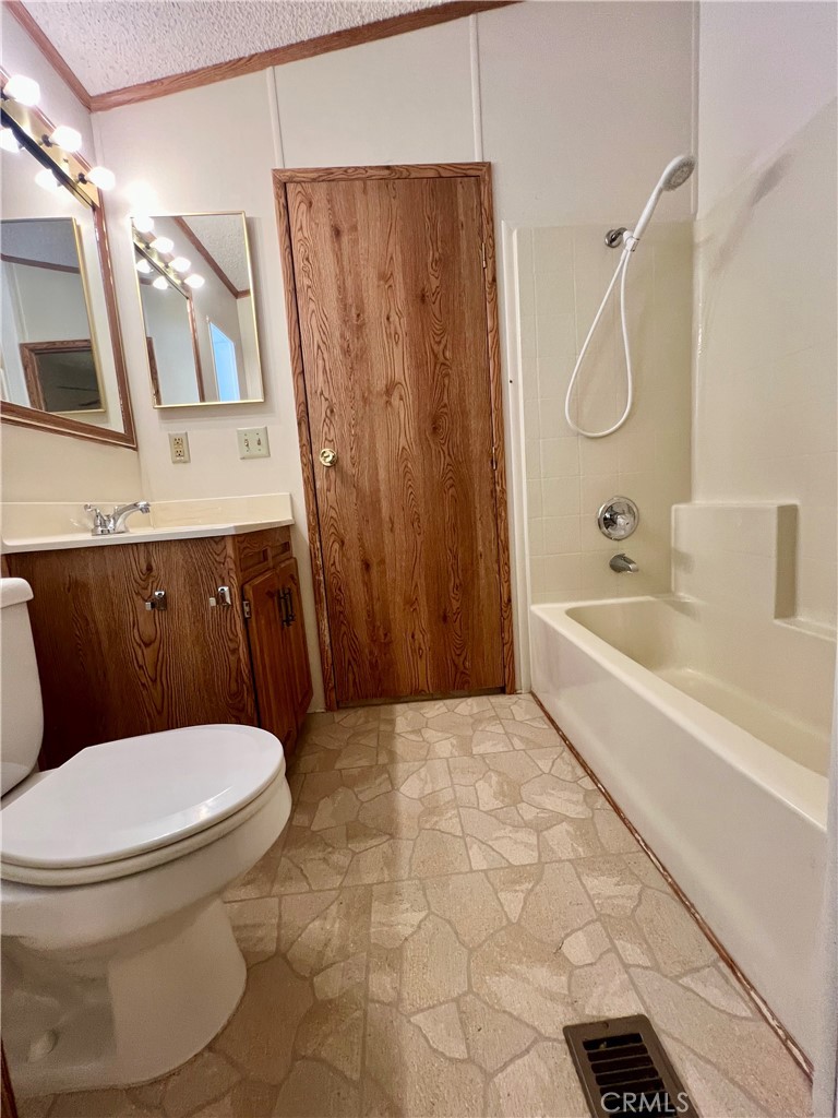 24600 Mountain Avenue, Unit 8 Hemet, CA 92544 - Photo 31 of 60