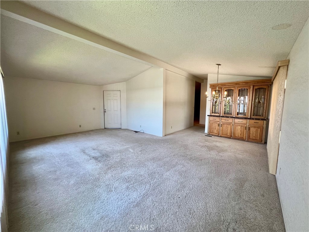24600 Mountain Avenue, Unit 8 Hemet, CA 92544 - Photo 4 of 60