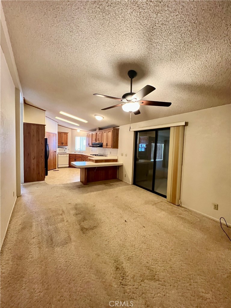 24600 Mountain Avenue, Unit 8 Hemet, CA 92544 - Photo 10 of 60