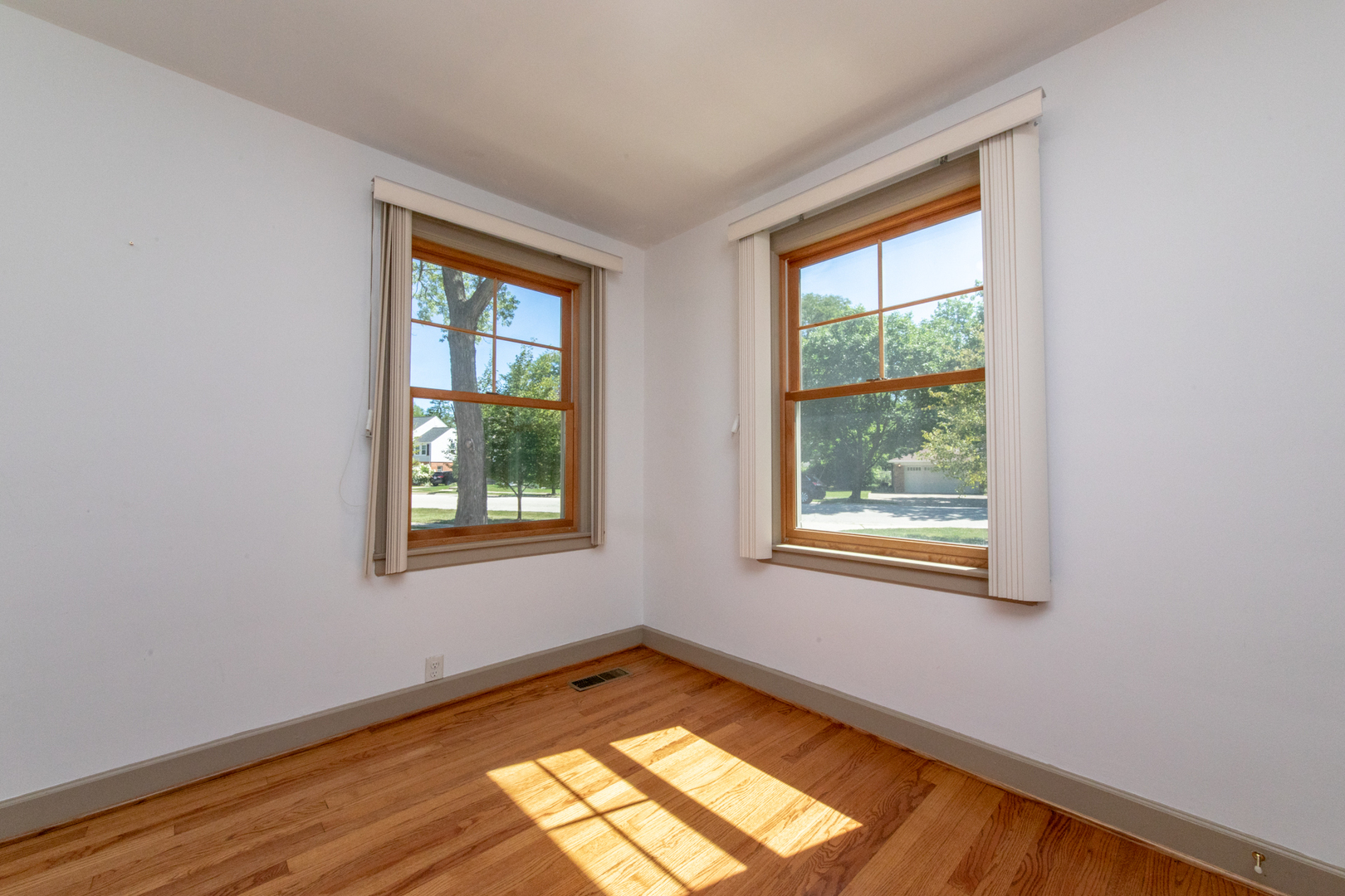 1502 West Talcott Road Park Ridge, IL 60068 - Photo 7 of 21