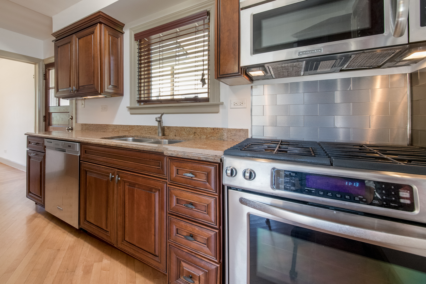1502 West Talcott Road Park Ridge, IL 60068 - Photo 9 of 21