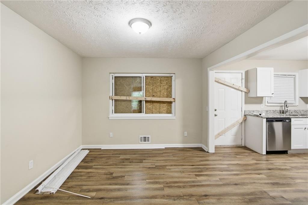 4436 Malibu Drive Decatur, GA 30035 - Photo 12 of 39
