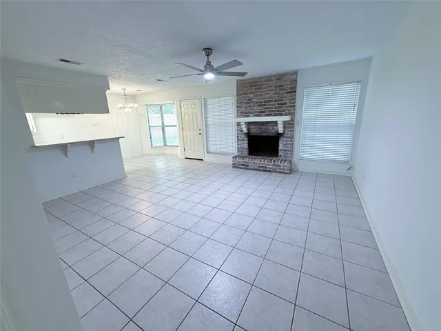 $1,850 | 6902 Sandy Knolls Drive, Spring, TX 77379