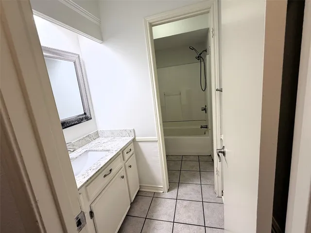 $1,850 | 6902 Sandy Knolls Drive, Spring, TX 77379