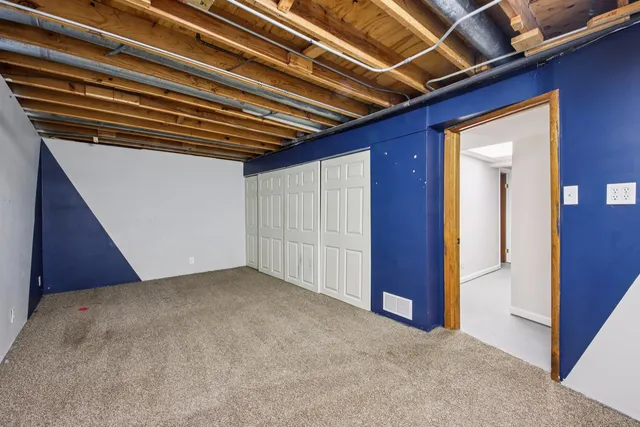 $474,900 | 922 Dearborn Circle, Carol Stream, IL 60188