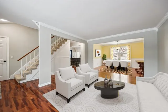 $474,900 | 922 Dearborn Circle, Carol Stream, IL 60188