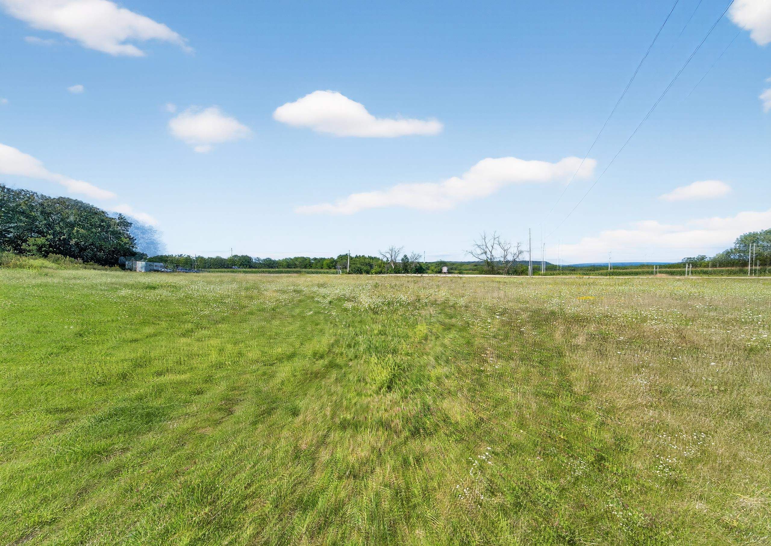 W7896 Loveland Road Poynette, WI 53955 - Photo 1 of 1 Gallery Image 1