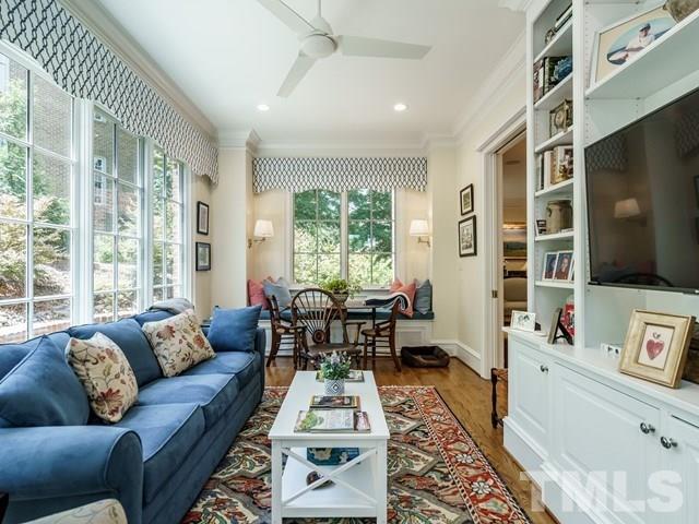 2504 Pecks Place Raleigh, NC 27608 - Photo 8 of 30