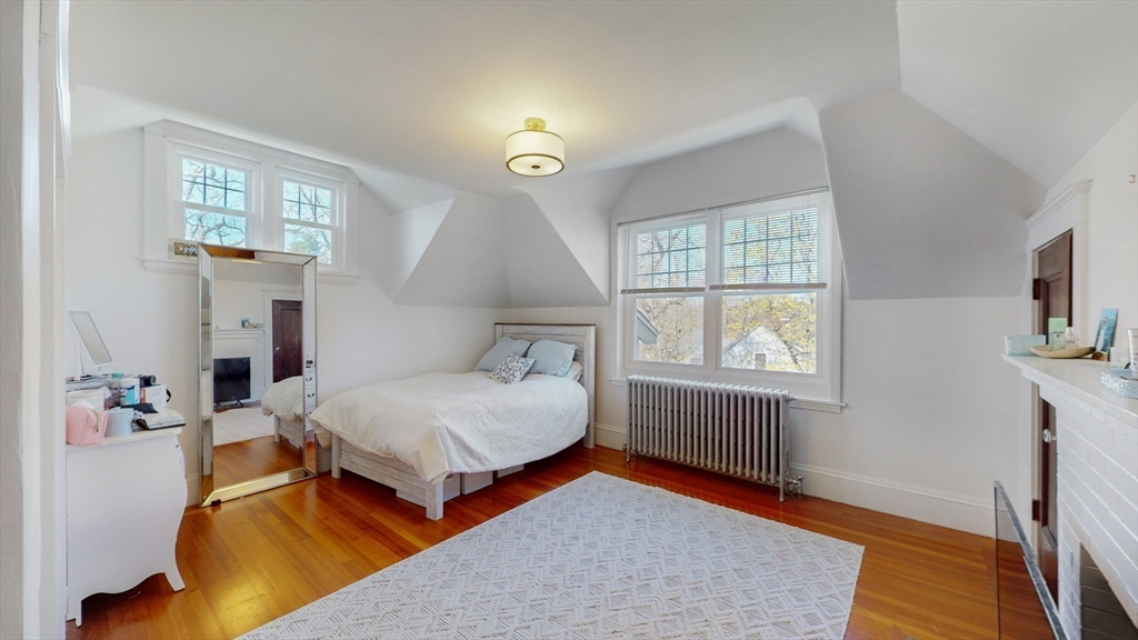 52 Rockledge Road Newton, MA 02461 - Photo 13 of 19