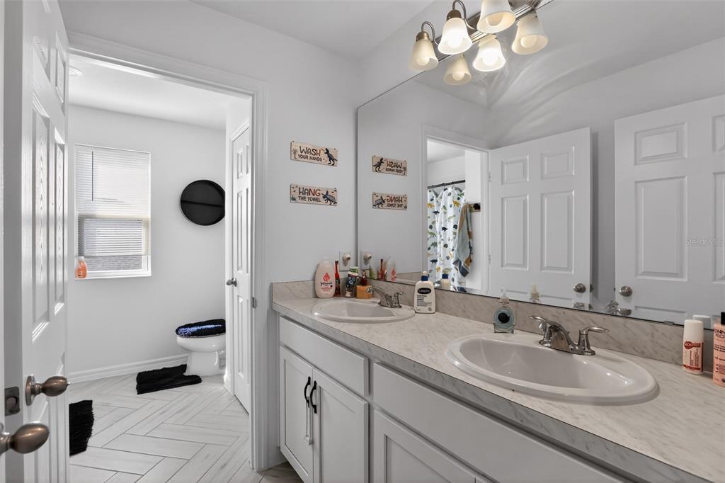589 Jupiter Beach Road Groveland, FL 34736 - Photo 24 of 34