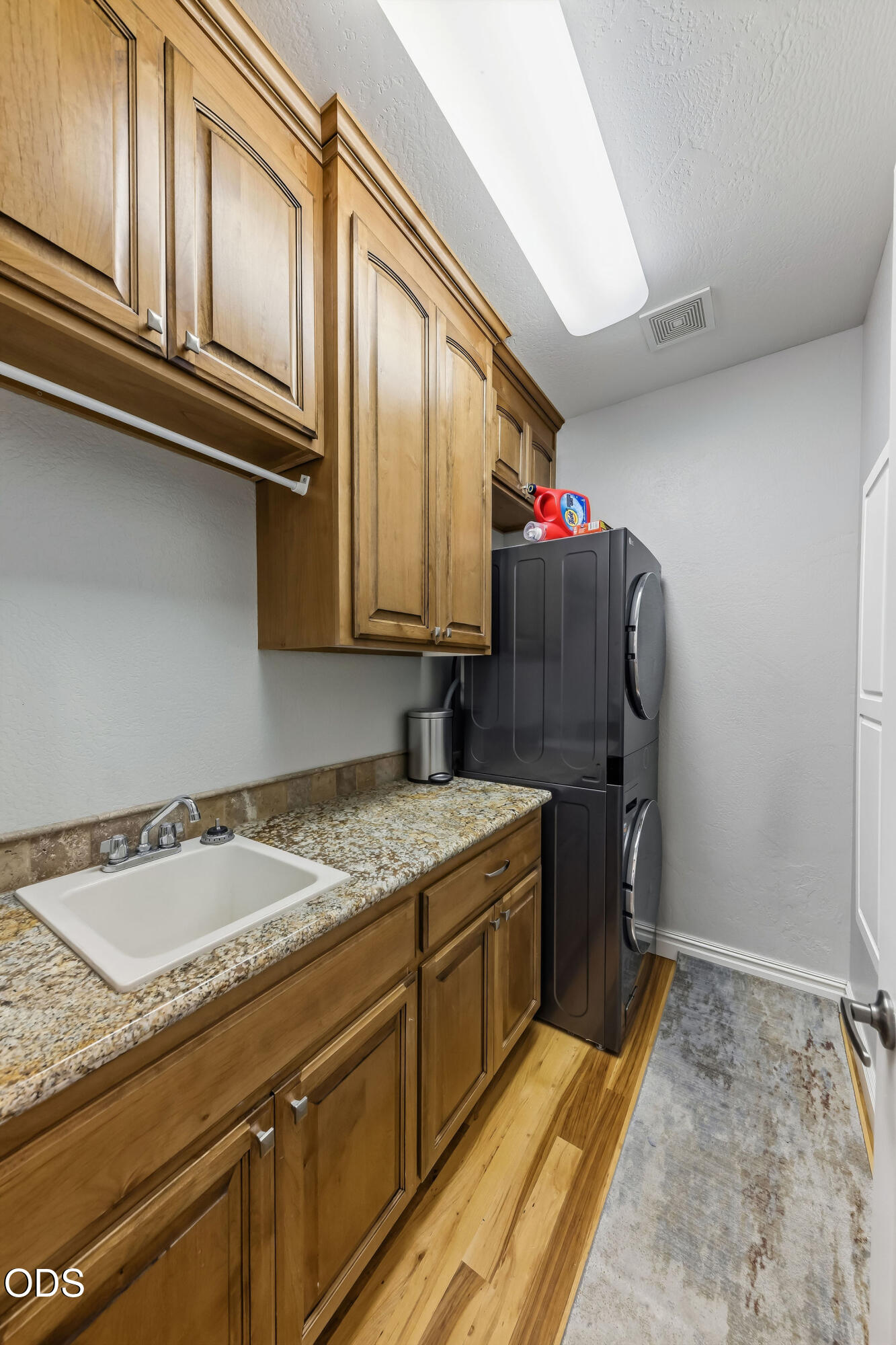 1085 Oak Grove Court Eagle Point, OR 97524 - Photo 43 of 70