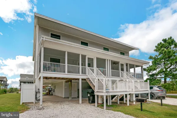 $475,000 | 7516 Doe Bay Lane, Chincoteague Island, VA 23336