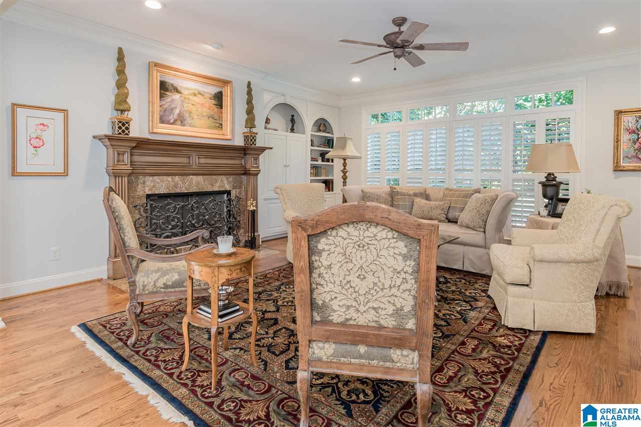 2048 Magnolia Ridge Birmingham, AL 35243 - Photo 9 of 50