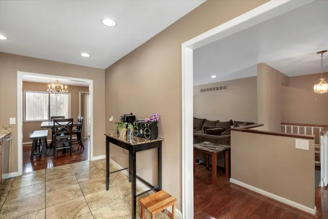 $345,000 | 4644 Laurel Club Circle, West Bloomfield, MI 48323