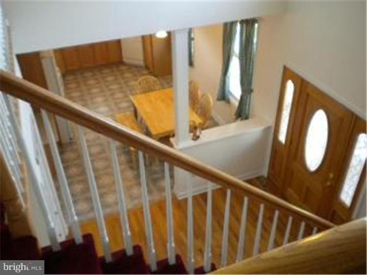 150 Mercer Street Hamilton, NJ 08690 - Photo 15 of 17 Foyer